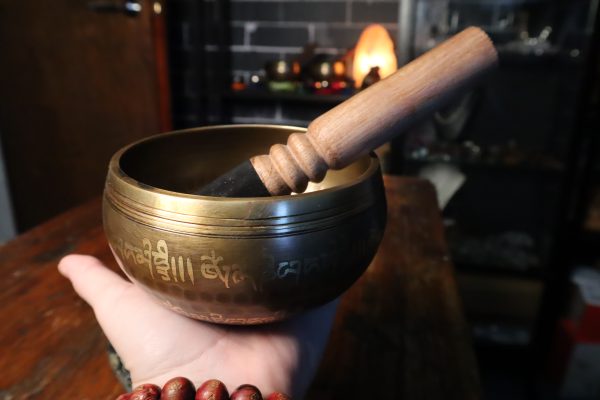 Tibetan Singing Bowl - Hand Hand Hammered Dorje Etched Hand - Image 4