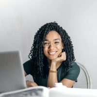 pexels-andrea-piacquadio-3769021 2